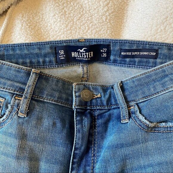NWOT Hollister 5R - High Rise Super Skinny Crop Ripped Jeans - Picture 4 of 5